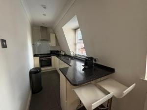 The Orderly By Estatesmen