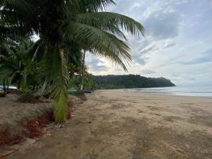 Las Perlas - Playa Huina