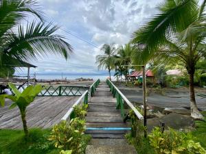 Las Perlas - Playa Huina