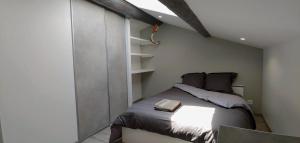 Appartements Appartement T5 meuble 110 m2 neuf proche centre ville : photos des chambres