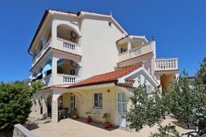 Apartment Lopar 14804a