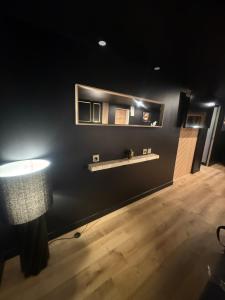 Loveroom La suite des murmures