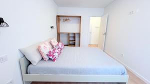 Vizinho -Central - perto praia - Wi-Fi