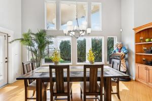 New Skagit Tulip Farm Estate 3 beds 2 baths