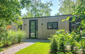 Lovely Home In Oosterwolde With Wifi