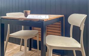 1 Bedroom Amazing Apartment In Fanø