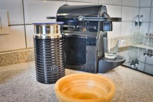 HOM I Cowork I WIFI I Metro Monseñor Eyzaguirre