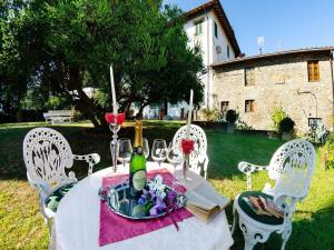 Villa in Uzzano with Private Pool & Garden