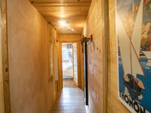 Chalet 5 pièces, 4 chambres, animaux admis, parking - FR-1-676-223