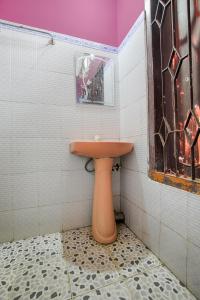 Dekapara Airport Guest House