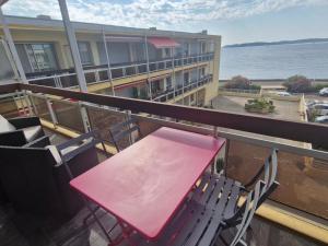 Appartement climatisé 2 pièces avec vue mer, centre-ville Sainte-Maxime, animaux acceptés - FR-1-780-26