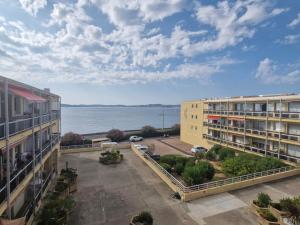 Appartement climatisé 2 pièces avec vue mer, centre-ville Sainte-Maxime, animaux acceptés - FR-1-780-26