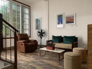 8 habitaciones para 16 personas