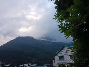 Ejaas House Bistro & Cafe