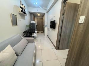 Coast Residence SEAview Balcony&WIFI Netflix Near MOA NAIA 1524