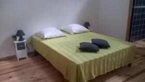 B&B / Chambres d'hotes La Mirabelle : photos des chambres