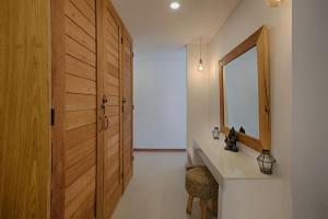 Villa Ananda - Tropical 3bdrs villa - pool, lounge & open dining