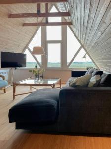 Architect-Designed Gem At The West Coast