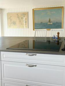 Home At The Front Row By Hou Beach