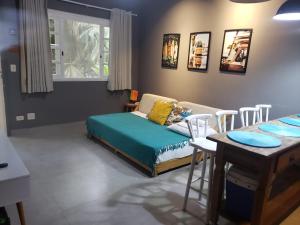 Amarilis Flat Maravilhoso - dentro de Riviera, com serviço de hotelaria, sauna e piscinas climatizadas