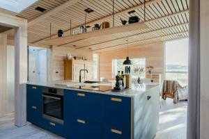 Feel The Nature Inside In Architect-Designed Gem