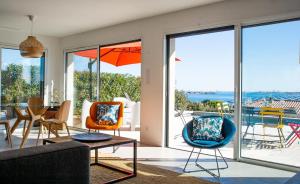 Maisons de vacances Villa With Panoramic Views Of Thau Lagoon : photos des chambres