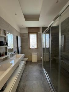 The Villa Pool & Relax