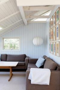 Light And Wild Woods For The Entire Family