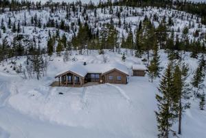Nature-Close Cabin By The Water