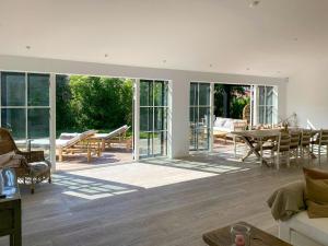 Architect-Designed Holiday Home By Hornbæk