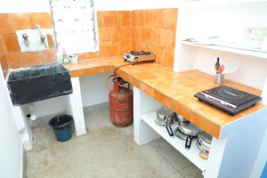 Eva Bliss-French Stay , 2mins Walk To Rock Beach