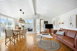 Idyllic Holiday Home Charm In Nr Lyngby