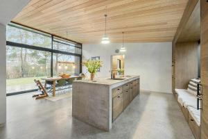 Architect-Designed Summer House In Holløselund