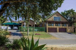 Emoyeni Guest House - 3hvězdičkové hotely ve městě Nelspruit