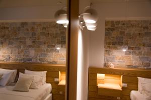 GNM Panoramic View Island House