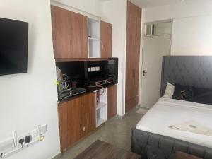 Roysambu Studio Staycation