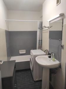 Beautiful apartment, sea, air conditioning, internet