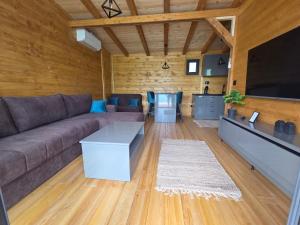 Villas Mlecika and Zvoncic- Jezero Lake Perucac