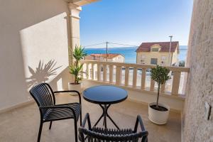 NEW! Luxury Apartment With Jacuzzi 20 Near The Sea