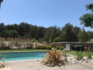 Villas Villa Moderne avec Piscine : photos des chambres