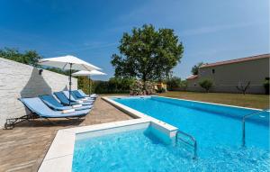 Awesome Home In Brtonigla With Sauna 
