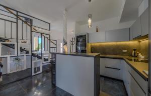 Awesome Home In Brtonigla With Sauna 