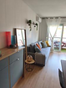 Apartamento nuevo con parking y piscina gratis