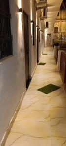 A G GEST HOUSE RAM MANDIR 500 Meetar