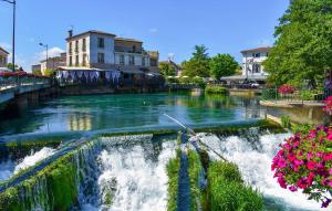 Maisons de vacances Stunning Home In Morieres-Les-Avignon : photos des chambres