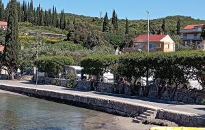 Apartman Twins 1 by Villas Guide