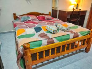 Ebony Room - Comfortable Suite