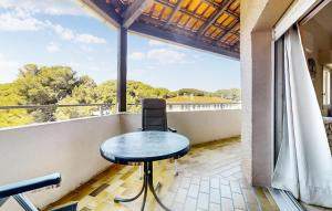 Pet Friendly Apartment In Hyères