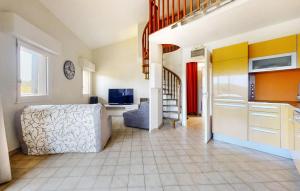 Pet Friendly Apartment In Hyères