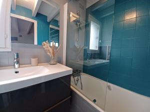 Maisons de vacances A l-abri d-un Tamaris : photos des chambres